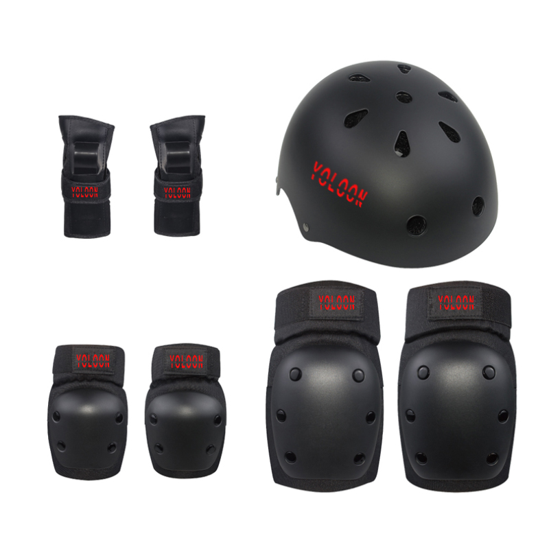 YL01 Protective Gear With Helmet